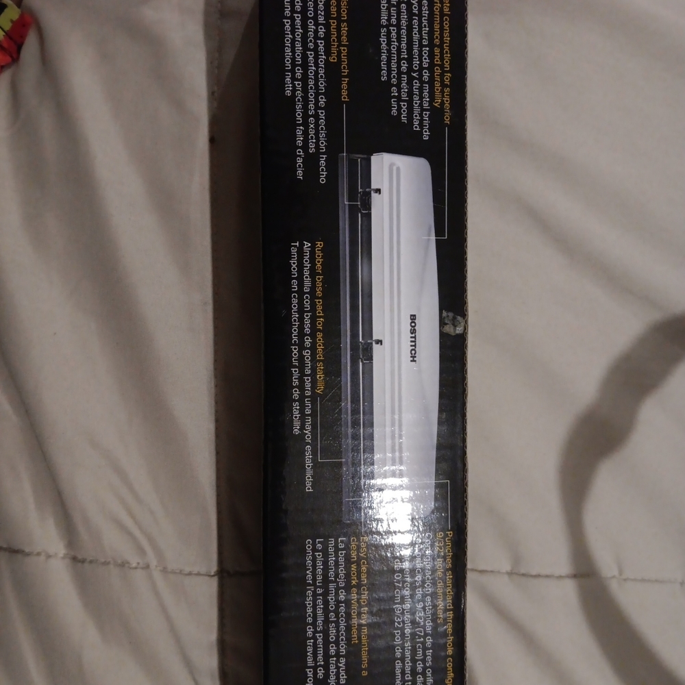 NEW IN BOX Bostitch Metallic 3-hole Paper Punch.